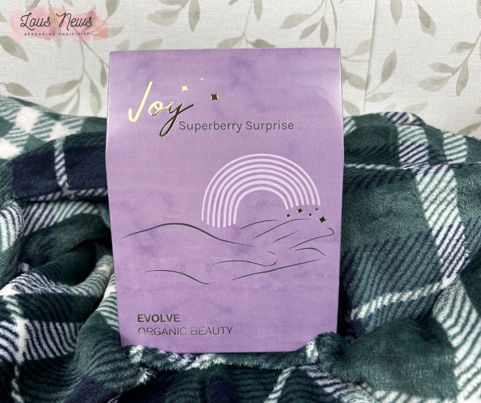 Evolve Organic Beauty Superberry Surprise Body Duo Gift Set